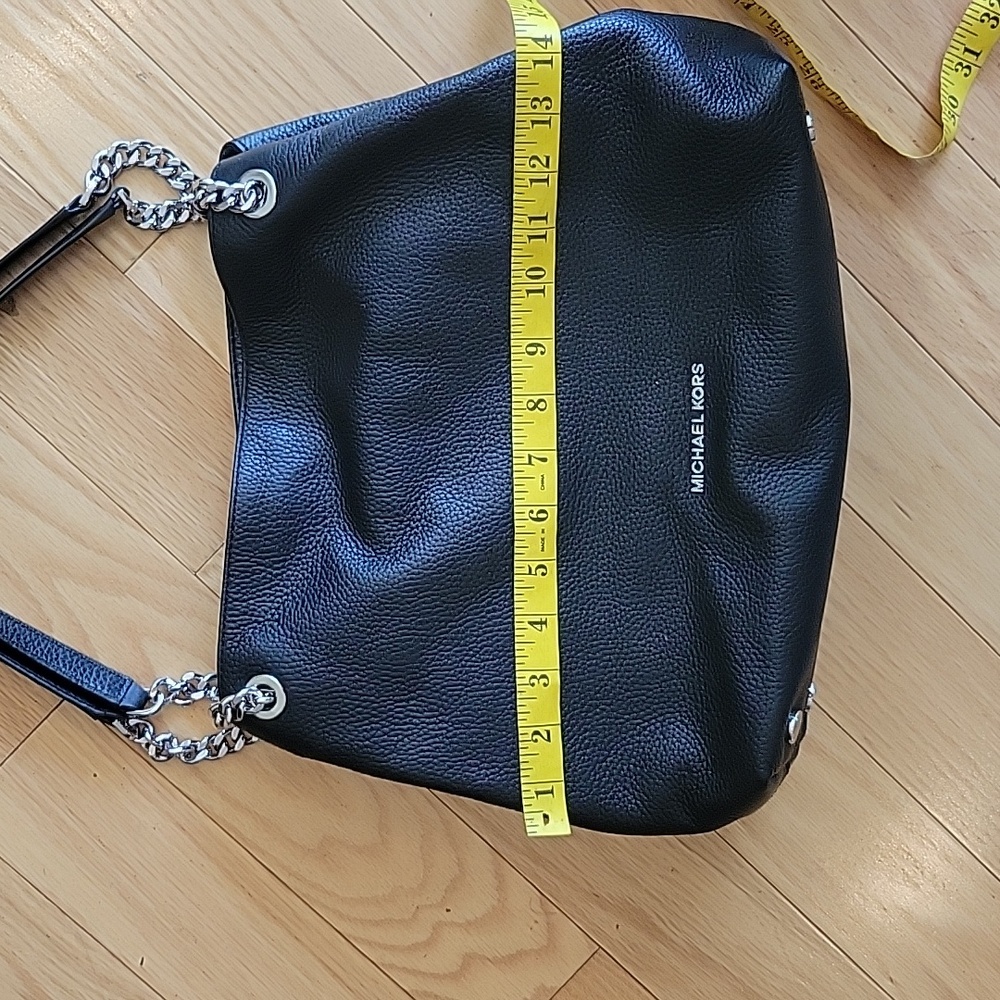 Michael Kors Jet Set Large Chain Shoulder Bag - Picture 10 of 14
